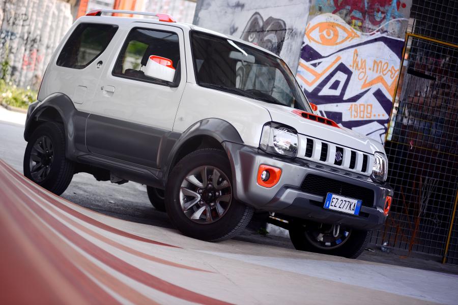  Suzuki Jimny Street 2015 года  (фото 2 из 11)